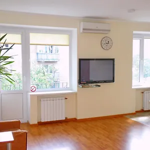 https://apartment-on-nimanska-5.hotels-of-kiev.com